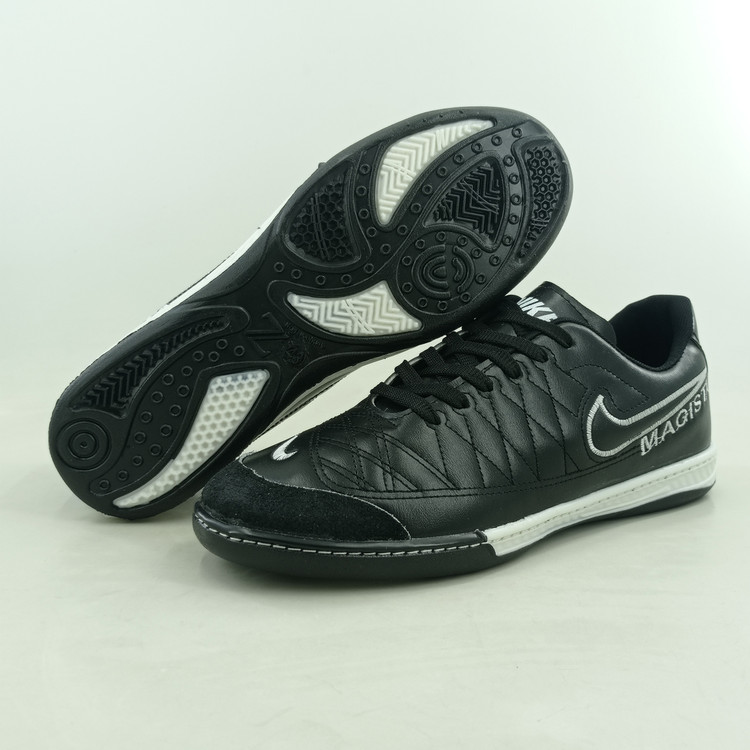 کفش فوتسال مردانه مخصوص سالن مدل MAGISTA.B912B